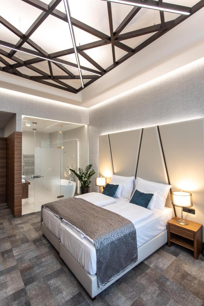 Artis Boutique Hotel ソンバトヘイ エクステリア 写真
