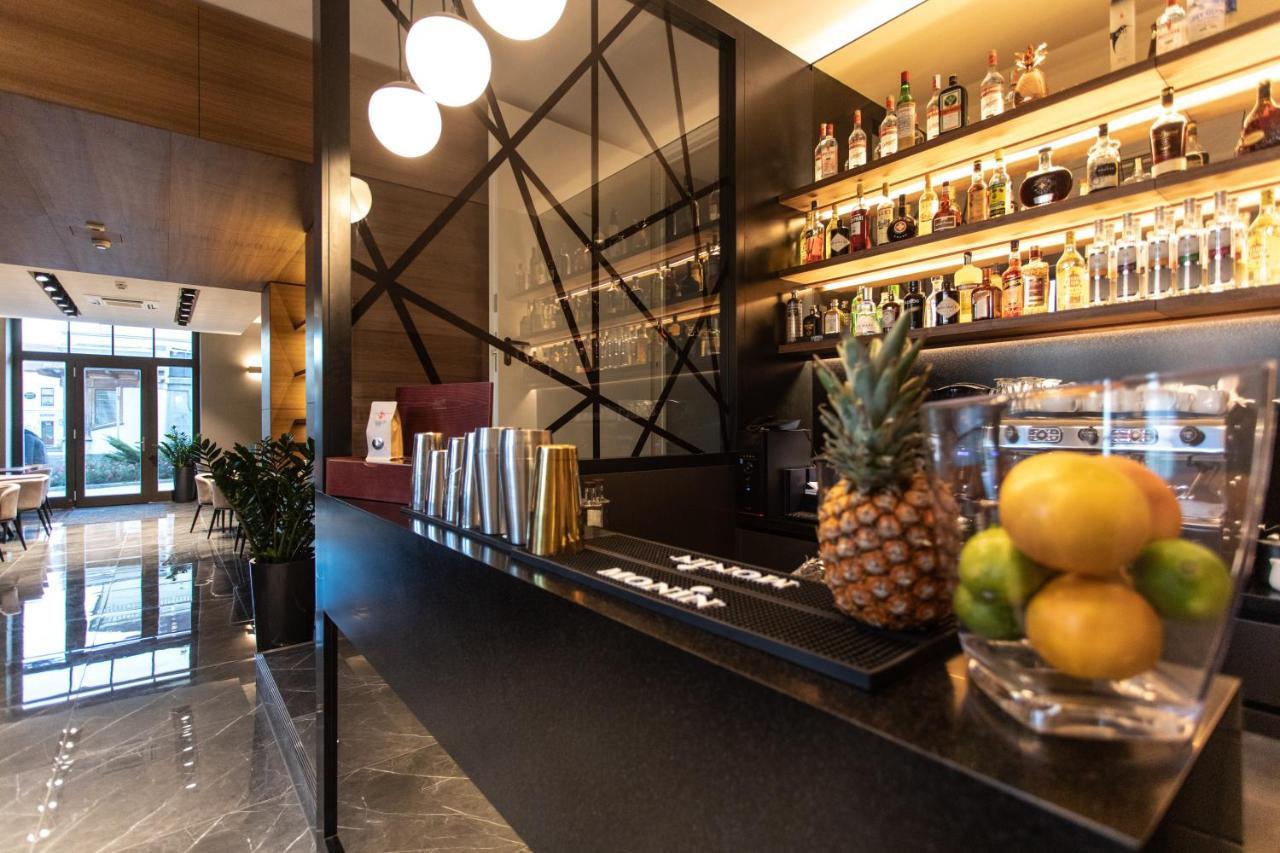 Artis Boutique Hotel ソンバトヘイ エクステリア 写真
