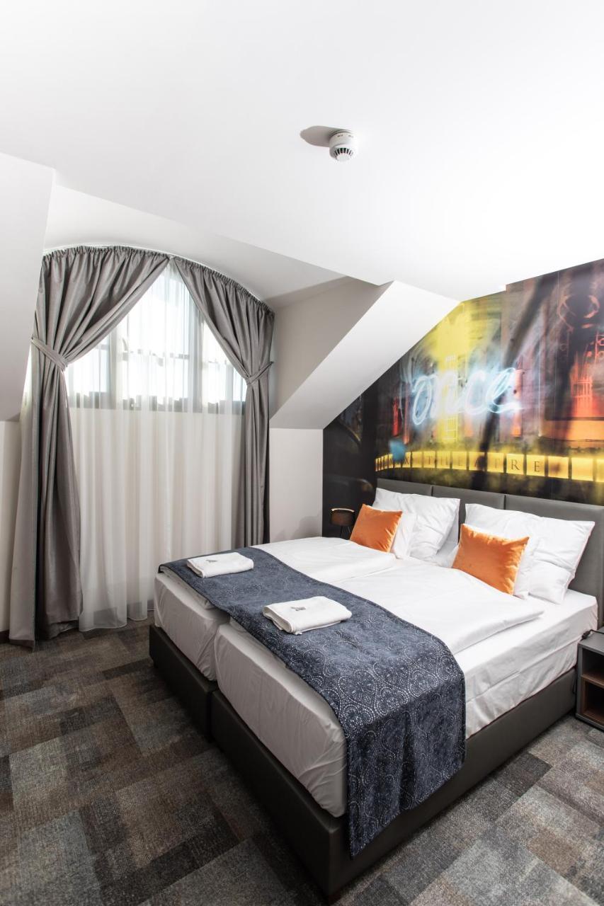 Artis Boutique Hotel ソンバトヘイ エクステリア 写真