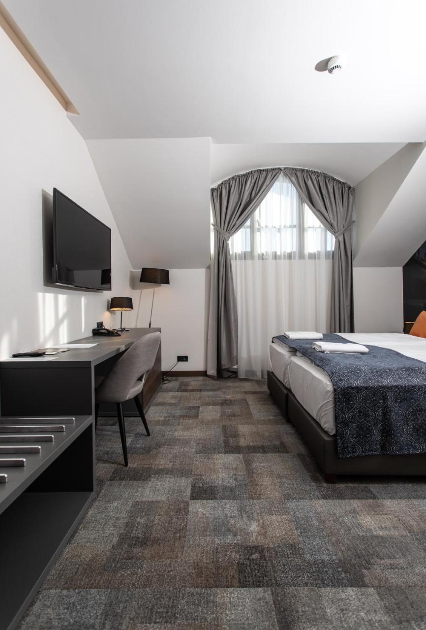 Artis Boutique Hotel ソンバトヘイ エクステリア 写真