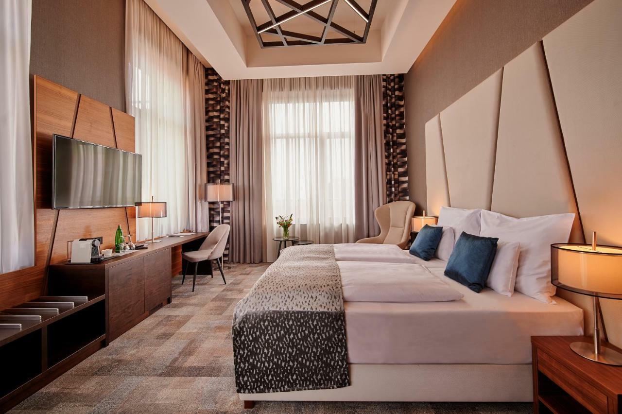 Artis Boutique Hotel ソンバトヘイ エクステリア 写真